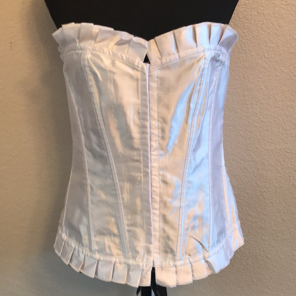 NWOT Satin White Sexy Corset Bustier Lingerie Intimates piece